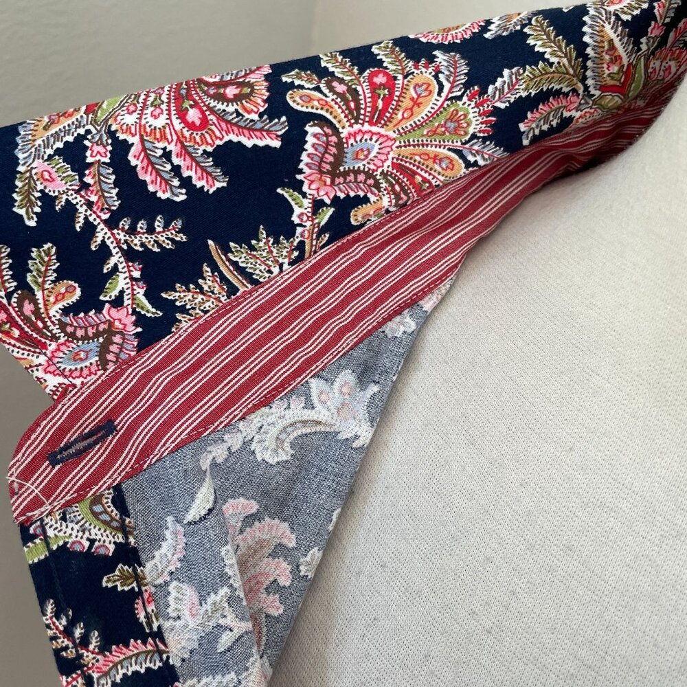Chaps Womens Plus 2X No Iron Button Up Blouse‎ Navy Pink Paisley Long Sleeve Top - Picture 7 of 8